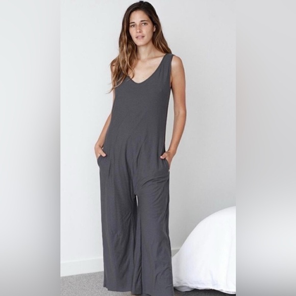 Lunya Pants - Lunya 100% Organic Pima Cotton Double V Jumpsuit Gray Medium Lightweight Capri